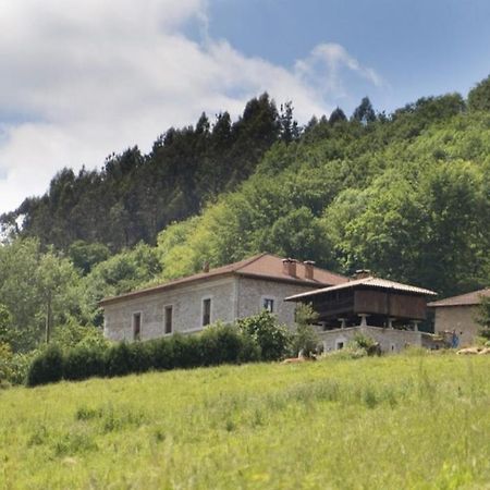 Agroturismo La Casona De Belmonte Ovinana  Eksteriør bilde