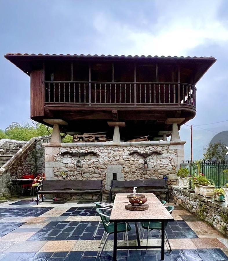 Agroturismo La Casona De Belmonte Ovinana  Eksteriør bilde