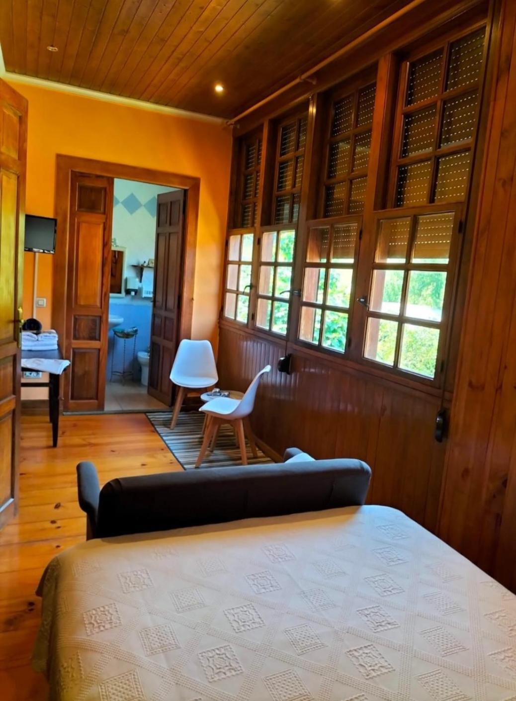 Agroturismo La Casona De Belmonte Ovinana  Eksteriør bilde