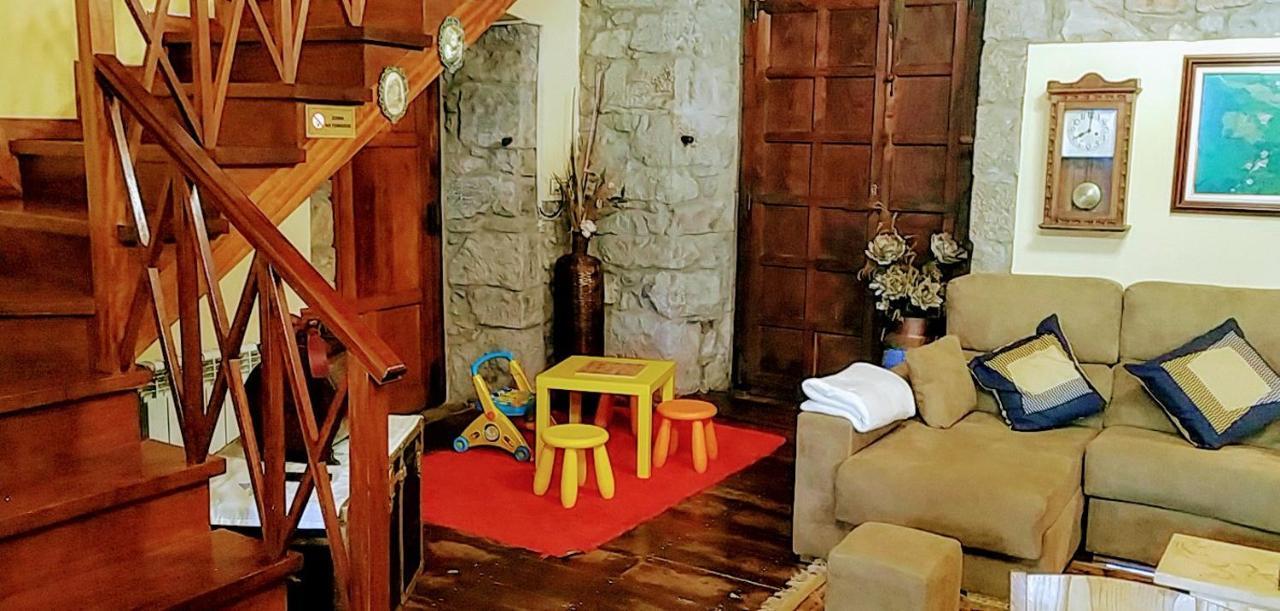 Agroturismo La Casona De Belmonte Ovinana  Eksteriør bilde
