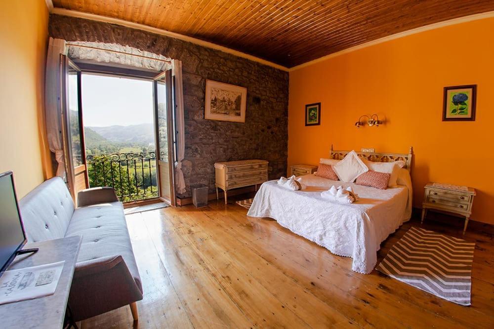 Agroturismo La Casona De Belmonte Ovinana  Eksteriør bilde