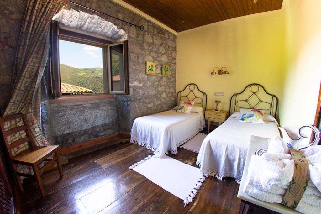 Agroturismo La Casona De Belmonte Ovinana  Eksteriør bilde